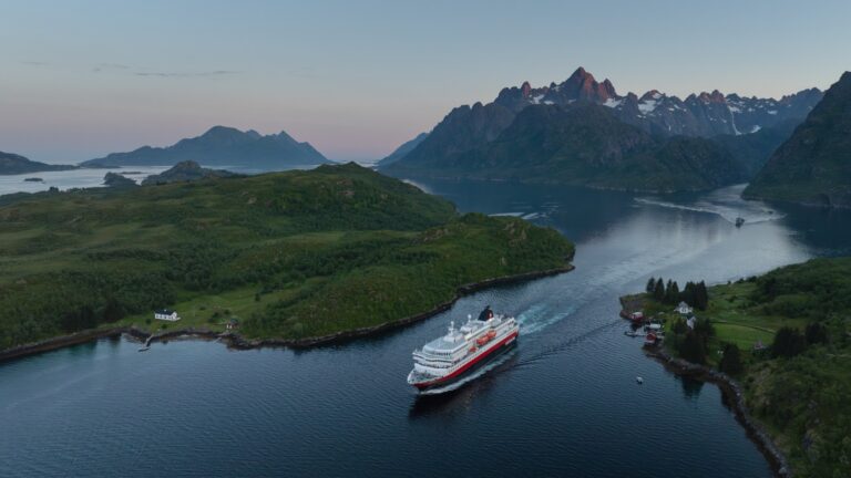 Hurtigruten ship sailing in Raftsundet. Photo: Espen Mills / Hurtigruten.