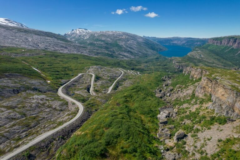 Road towards a fjord in Saltfjellet, Norway. Photo: Virrage Images / Shutterstock.com.