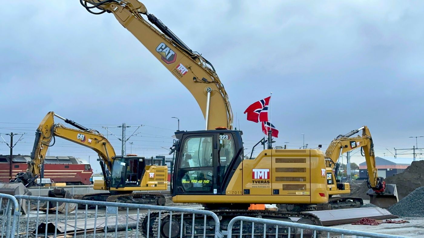 Construction equipment in Trondheim, Norway. Photo: David Nikel.