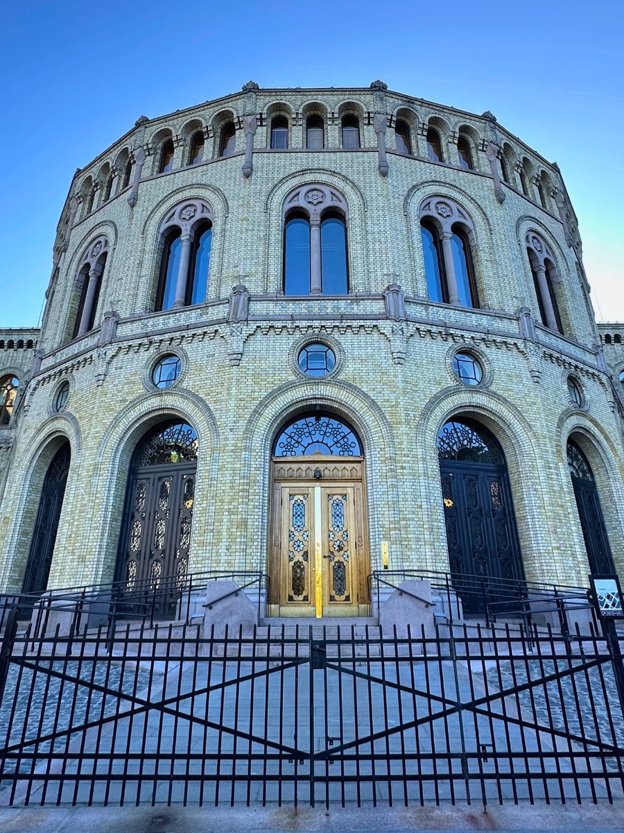 Norwegian Parliament building in Oslo, Norway. Photo: David Nikel.