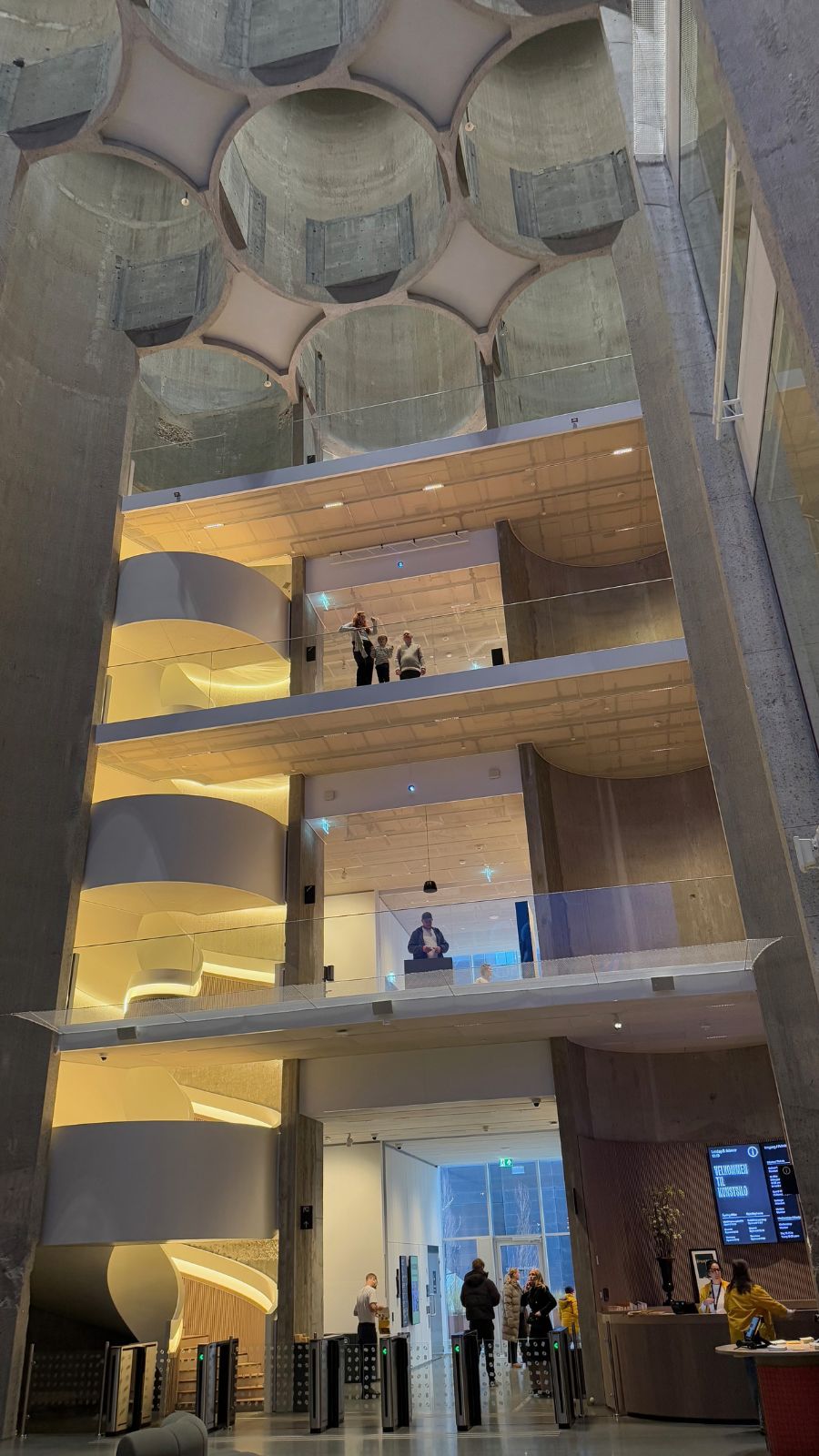 Silo Hall lobby inside Kunstsilo. Photo: David Nikel.